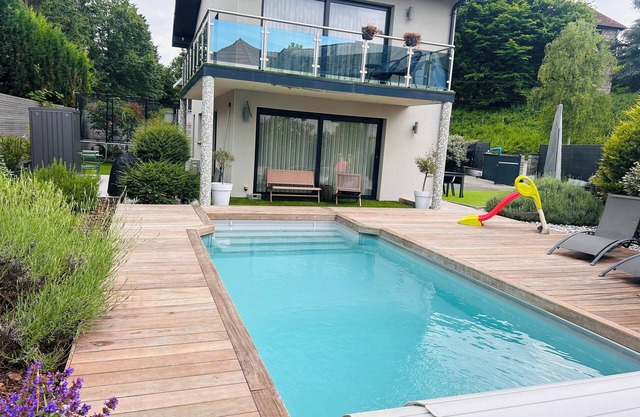 House T5 with swimming pool T5bedrooms Annecy