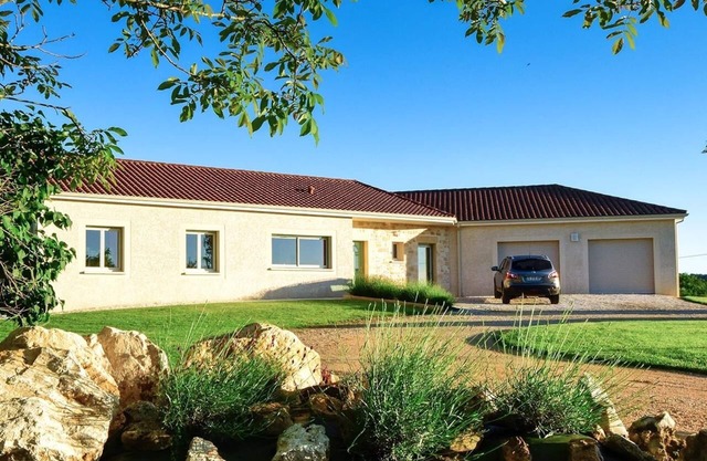 House/Villa - Doissat
