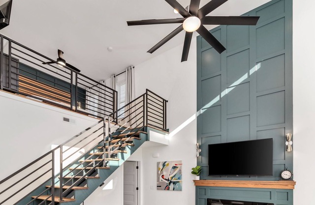 House with a loft in Clarksville/ Nashville!