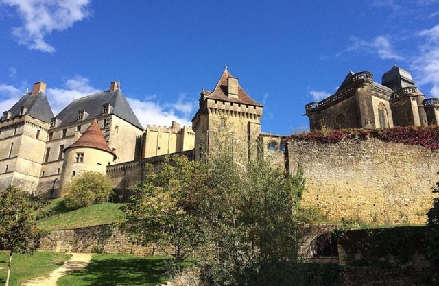 House with private heated pool for 2 people