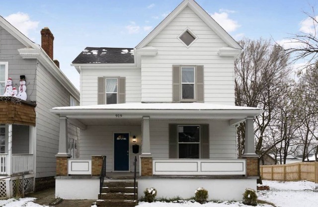 Housepitality - The Mint Julep House