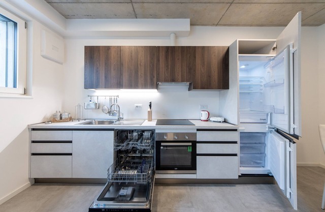 HouSmart Toscana 53 White