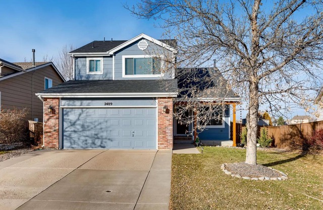 HRCC2489- Fabulous 5 bedroom on Greenspace in Highlands Ranch