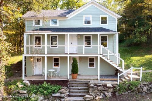 Huge Modern Chalet on Trestle Trail New Paltz & Rosendale