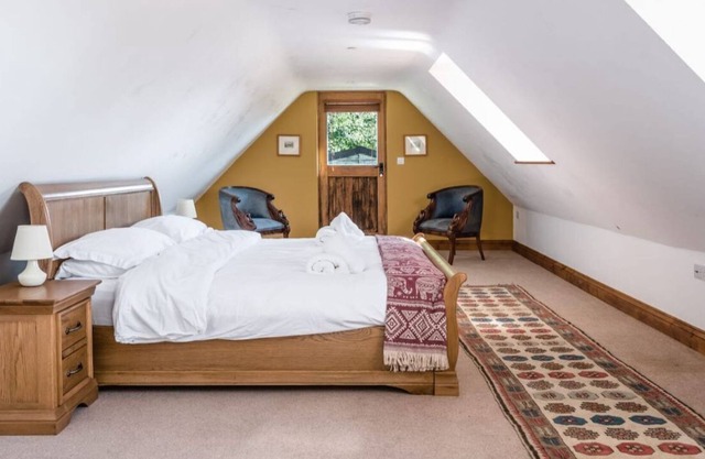 Huish Lodge