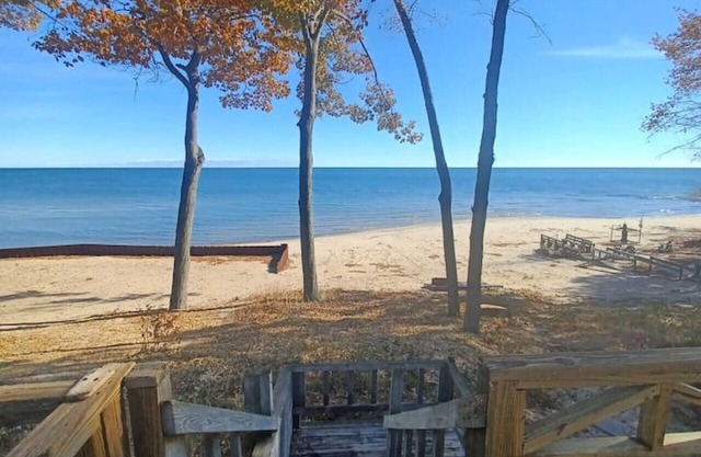 Huron Calling - Lakefront