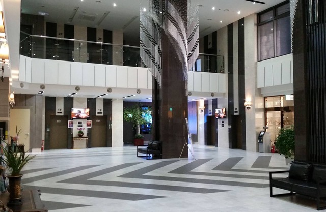 Hyunjin Tourist Hotel