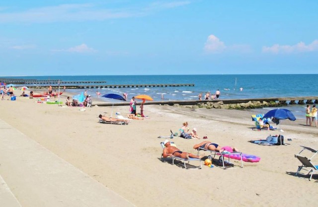 I Larici (CAO471) by Interhome