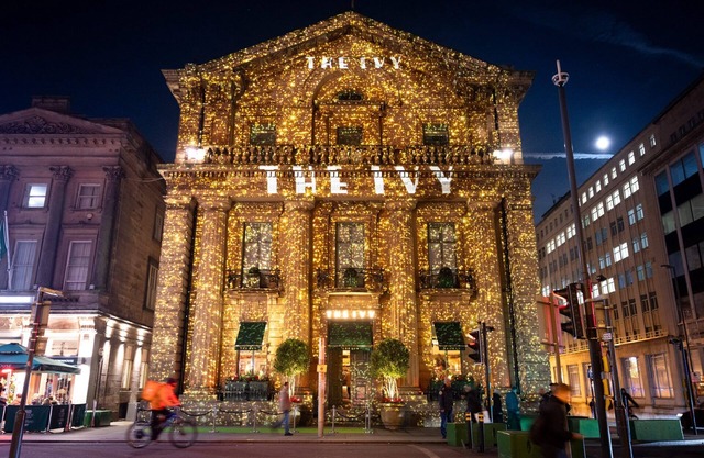 Iconic Building | Castle St | Steps to The Ivy!