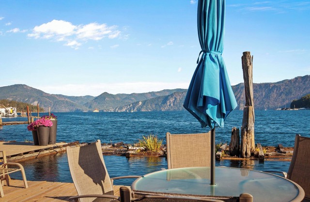 IdaBlu, a floating house with unobstructed views of the mountains and lake.