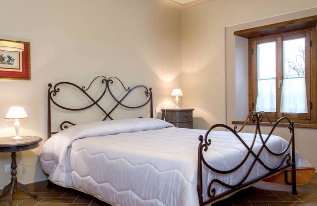 Il Granaio apartment in Farmhouse with Pool