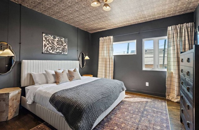 Immaculate Meets Comfort! 3 BR Spacious Home!