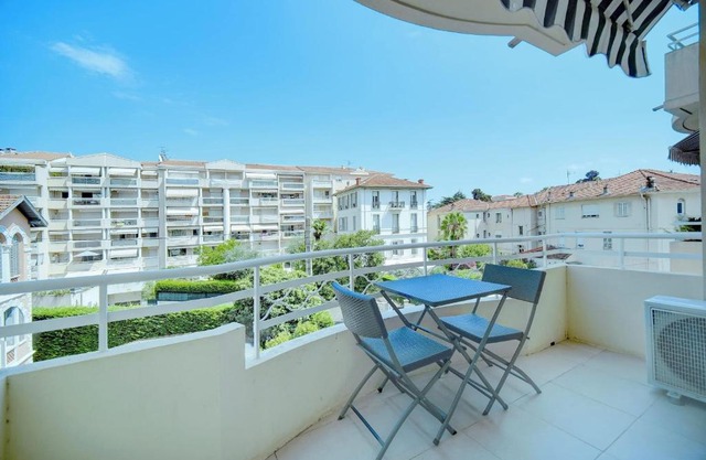 IMMOGROOM - Terrace - 2 bedrooms - Downtown - Air conditioning - Wifi