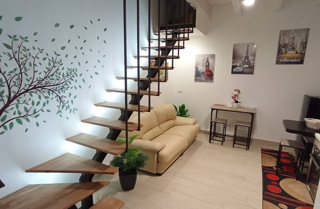 In Apulia, in the heart of the city of Barletta, detached house with terrace.