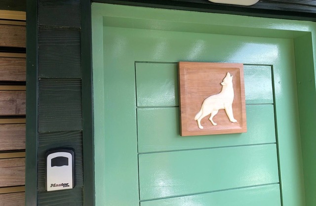 In Guadeloupe in Bouillante Bungalow, the White Wolf of the Perched Cabins