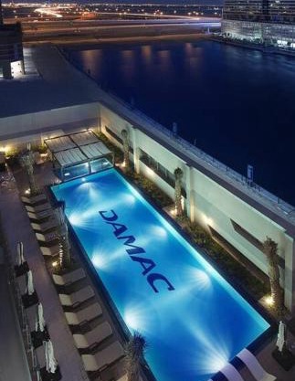 In Vogue Live On the Canal in Business Bay