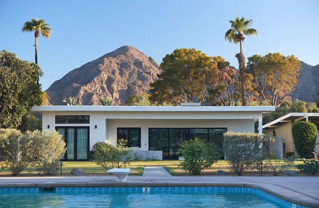 Indian Wells Mid-Century Modern Luxury Steps from Tennis Garden