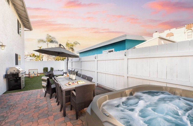 Indigo By Avantstay Sleek & Charming Home 2 Blks From Bay w/Hot Tub!