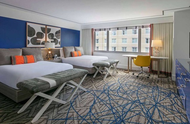 Indulge in Home Like Comfort! w/Pool, Pet-Friendly, Near Jefferson Monument!