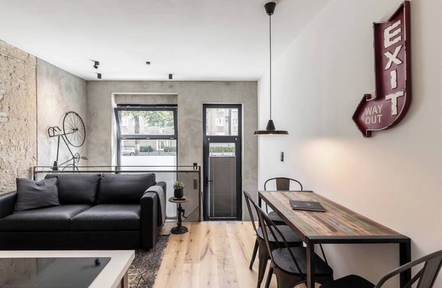 Industrial 57sqm 3room maisonette apt near center