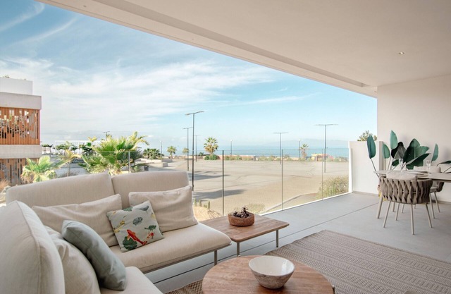 Infinity 0.3 LUXE PARTIAL SEA VIEW 2B