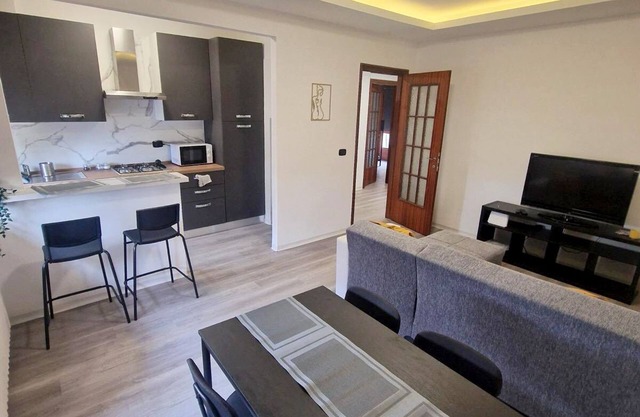 Infinity House Ivrea – Modern Flat Near Centre & UNESCO Landmarks