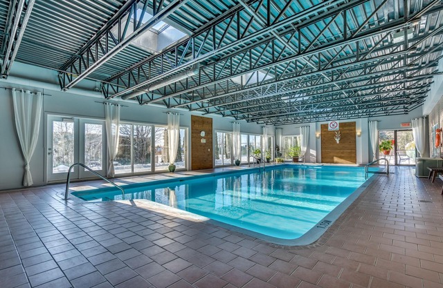 Initial | Olympique | Mont-Sainte-Anne