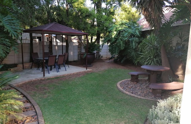 Inviting 3-bed House in Kempton Park