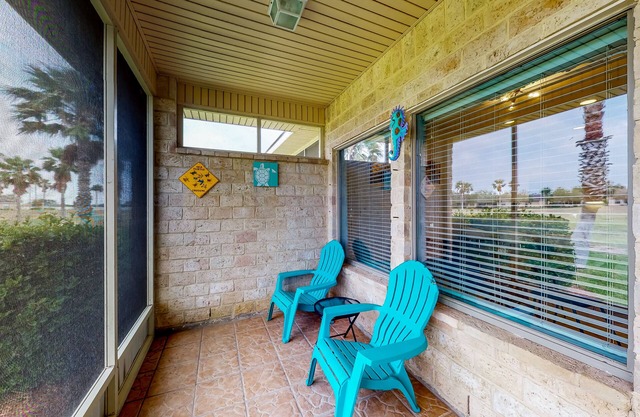 Inviting dog-friendly getaway with screened sunroom, pool, pickleball, & tennis