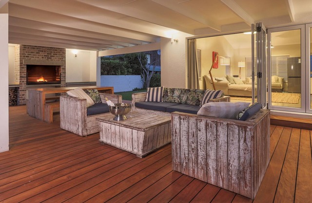 Inviting holiday home near the beach - Voelklip
