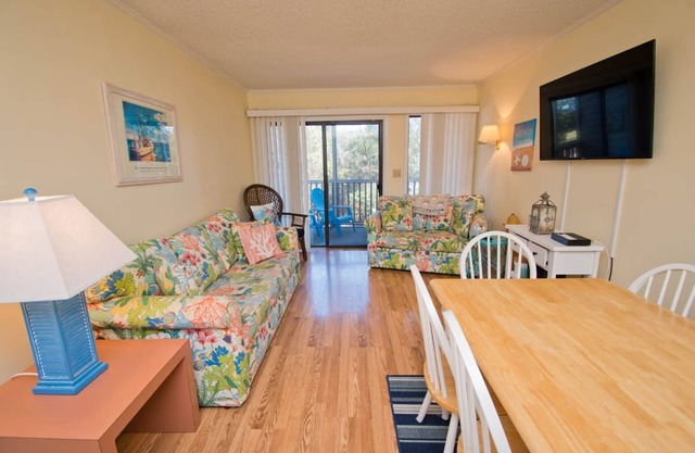 Island Beach Racquet Club 105B, Oceanside Condo in Atlantic Beach, NC!