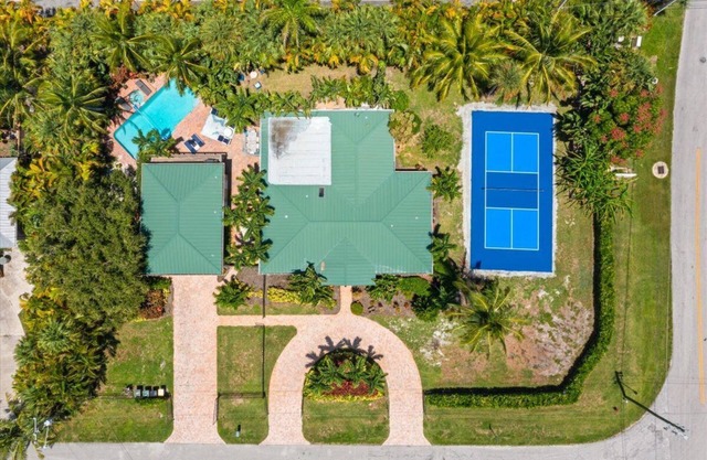 Island Oasis & Coastal Cottage