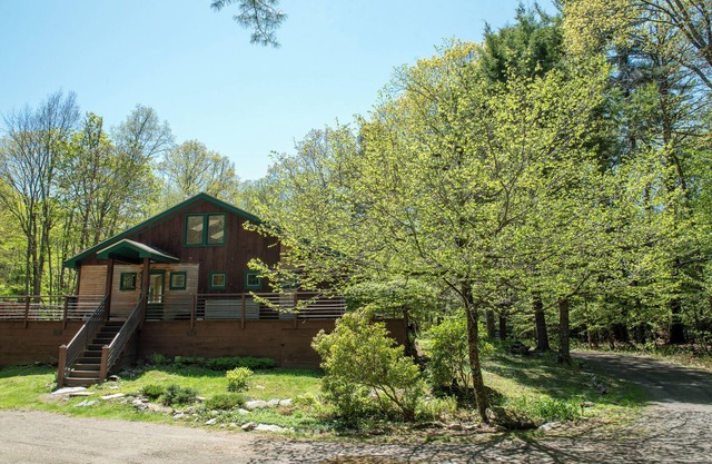 It's time to FALL in Love with Upstate!