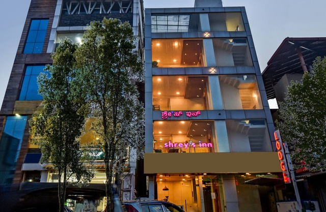 Itsy Hotels Shrey'S Inn Mallandur Road