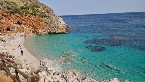 J M VILLA AL MARE CON VEDUTA SPETTACOLARE