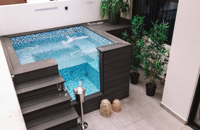 Jacuzzi Downtown Santo Domingo