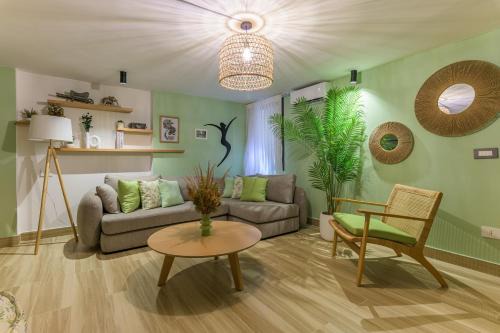 Jade Guesthouse In The Old Souks