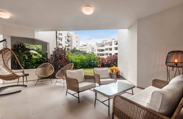 Jardines - Tabor 0.1 GARDEN & POOL VIEW 2B