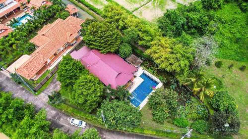 JC Pool Villa