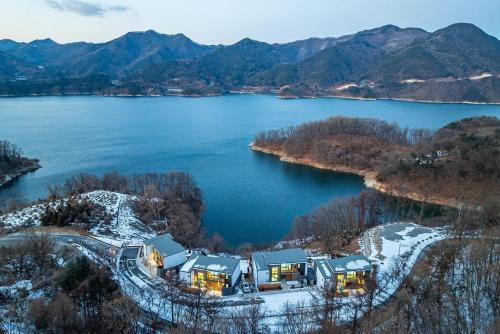 Jecheon The Shine Cheongpung