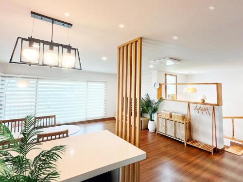 JEJU 오션뷰 New 독채! 신규 할인 특가! 표선해수욕장 5분! 바다전망 프라이빗 숙소! 까사하르제주