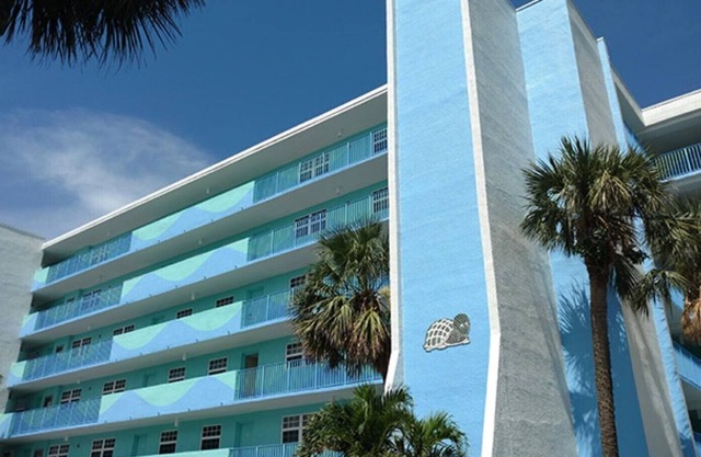 Jensen Beach, FL - Oceanfront, 2 BR Condo on Hutchinson Island