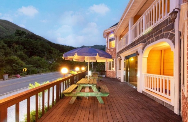 Jeongseon Maple Pension