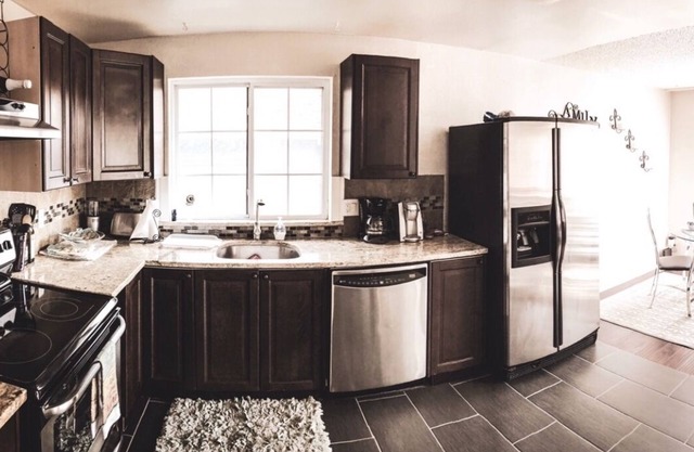 Jewelry Box Home In Arbor Heights Near Water,Casino,Airport,Shopping, & Bowling!