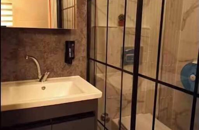 JirHouse Sarıköşk Smoked Room