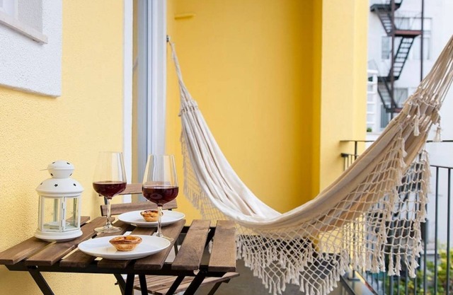 JOIVY Cosy 2BR Apt w/terrace in Penha de França, 5mins from the Monte Agudo