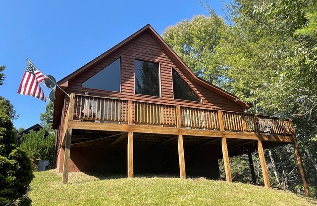 Jolly Rancher Mountain Cabin