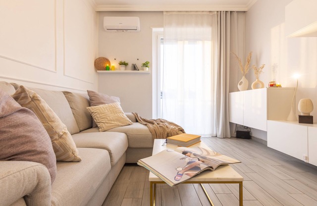 Joy Suite - Near Central Station and Metro