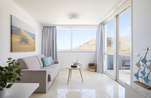 Junior Suite-Apartment-Ensuite with Shower-Sea view-CAT. 6