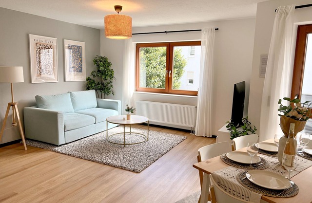 JUPAS°| Boho Home with balcony & parking lot